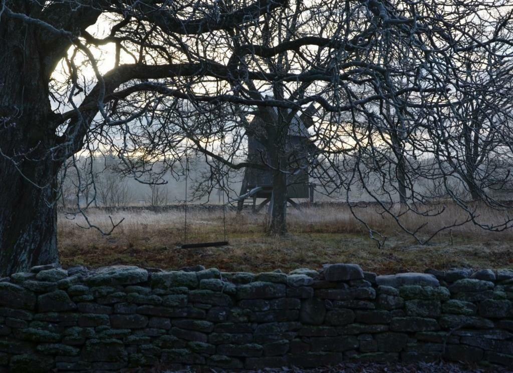 Rosenborgs Friluftspensionat Färjestaden Esterno foto